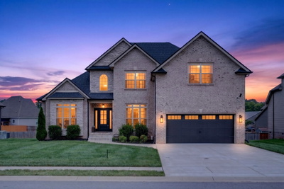 238 Cotoneaster Ln