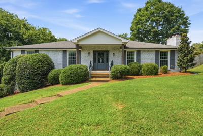 503 Holly Hill Ct