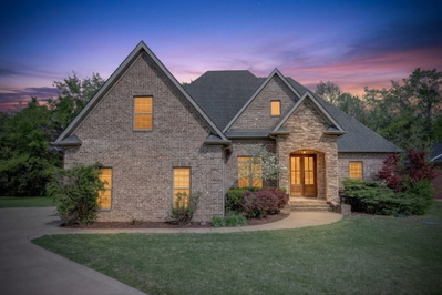 111 Peters Ct