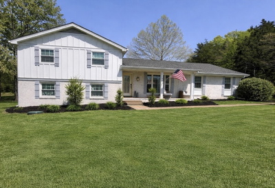 323 Kimberly Ct