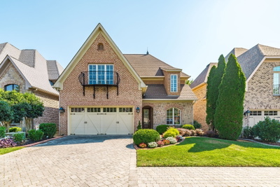 1165 Chloe Dr