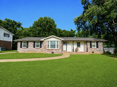 107 Gayle Dr