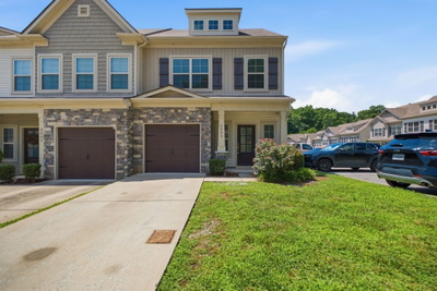 2009 Abbingdon Way