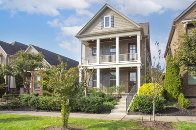 145 Ashcrest Pt