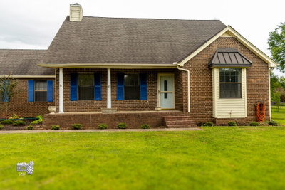 10028 Roanoke Dr