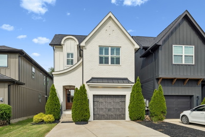 418B W Bend Dr