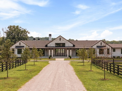 2077 Wilson Pike