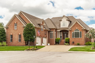 1005 Scarlet Ct
