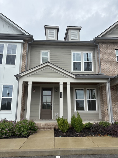 112 Nearwater Pl