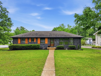 201 Overcrest Ct