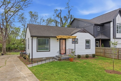 64 Creighton Ave