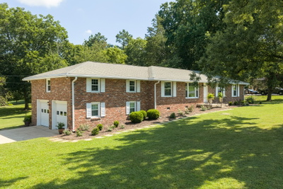 408 Hillview Dr