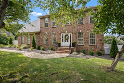 212 Comer Cir
