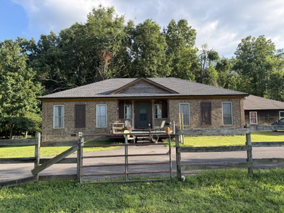 7541 Greer Rd
