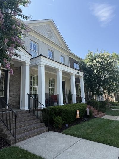 2 Tillman Place