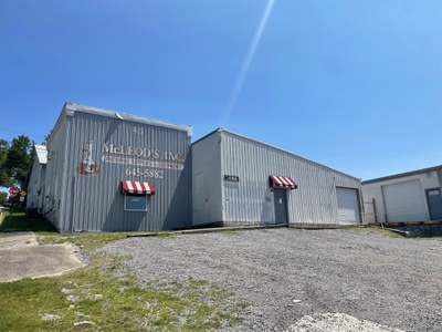 48 W Washington St