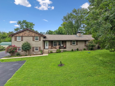 708 Glen Oaks Dr