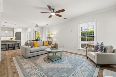 311 Grant Park Dr