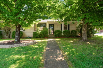 604 Meadow Lane Dr
