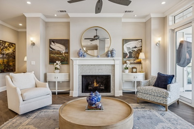 1024 Club View Dr