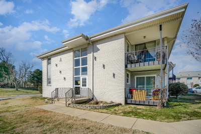 613 Hillsboro Rd