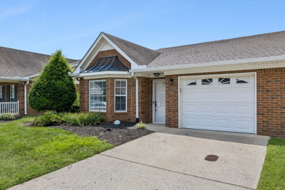335 Forest Glen Cir