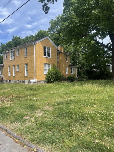 501 Douglas Ave