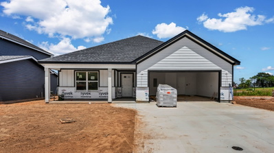 2736 Brewster Dr
