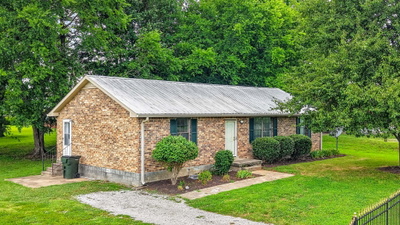 205 Walnut Crest Dr
