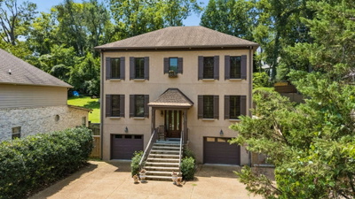 2115 Sharondale Dr