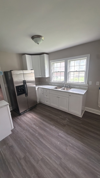 1606E Sharpe Ave