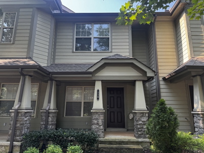 105 4th Ave