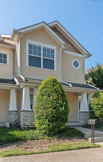 809 Benton Ave