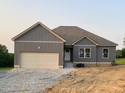 1260 Vickie Ln