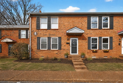 5515 Country Dr