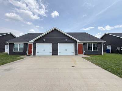 579 Heritage Point Dr