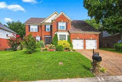 4736 Potomac Ln