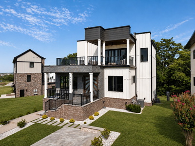6108 Hill Cir