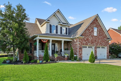 3020 Shady Glen Cir