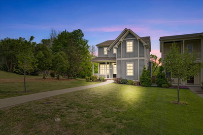 2617 Barclay Dr