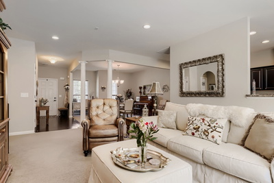 2432 Parkwood Dr