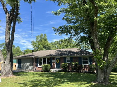 809 Colfax Dr, SE
