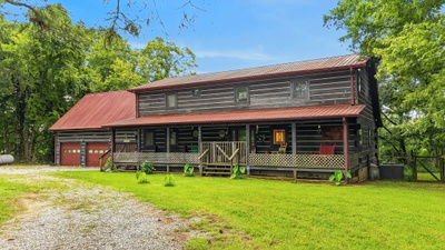 1060 Martha Ln