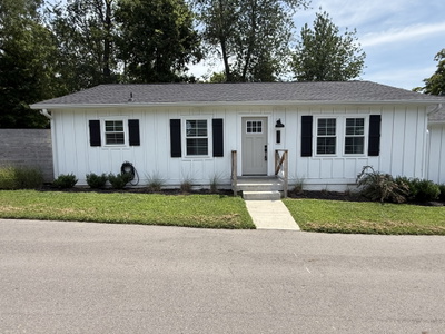 2128 Sharondale Dr