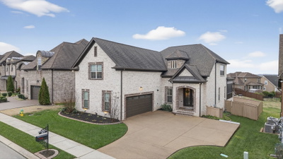 607 Southshore Pt