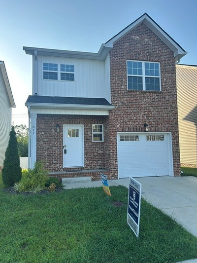511 Charleston Cove Way