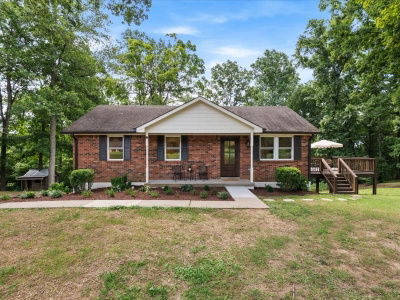 5913 Huffman Rd