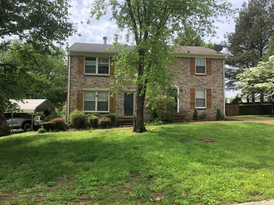 906 Hammack Dr