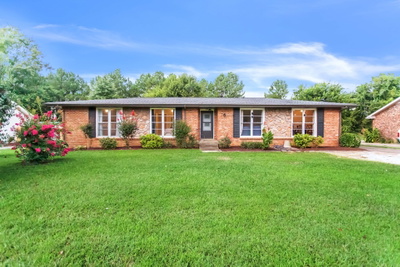 909 Rebel Cir