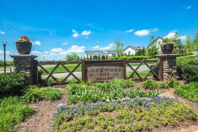 522 Sydenham Dr